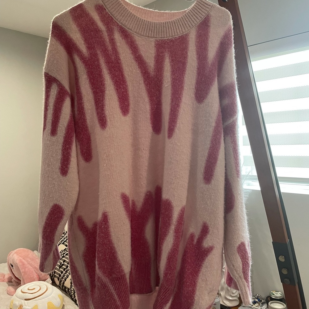 Verge girl sweater funky pink trendy oversized